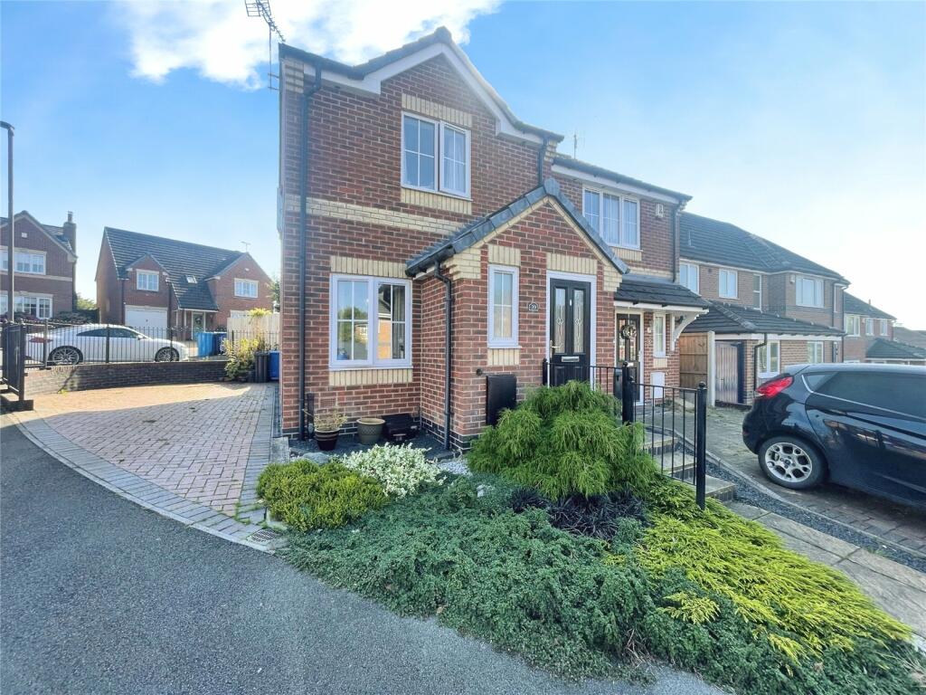 Hedingham Close, Ilkeston, Derbyshire, DE7