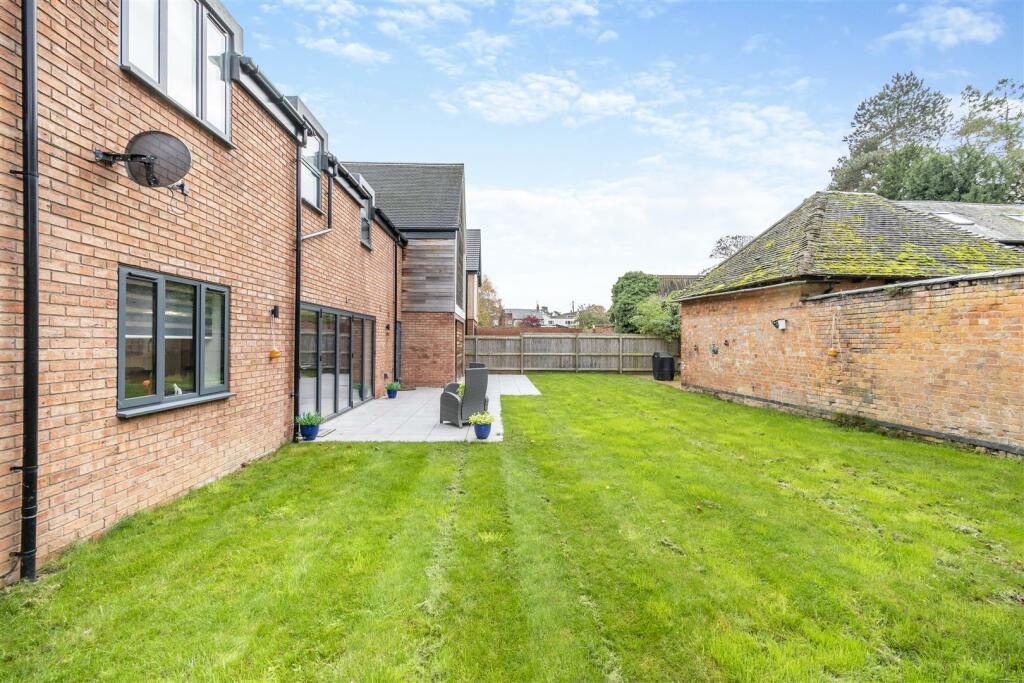 Additional image 44 of Hawcutt Drive, Caldecote
