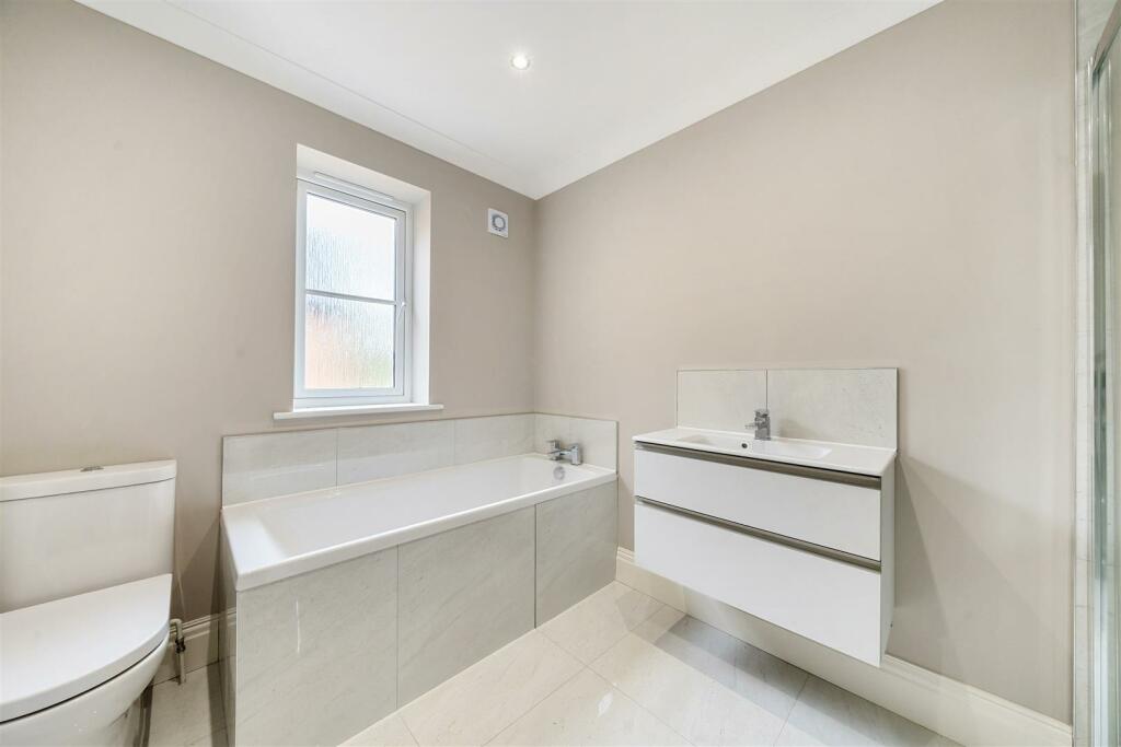 Additional image 14 of Roebuck Court, Off Southam Road, Priors Marston, CV47