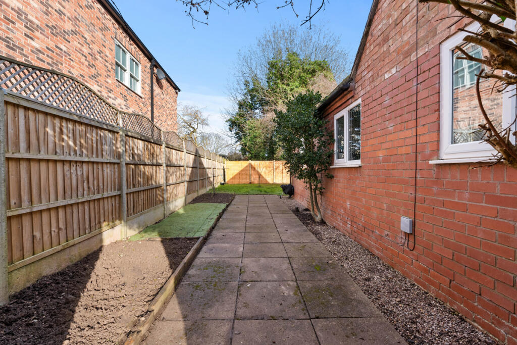 Additional image 26 of Birmingham Road, Stratford-upon-Avon, CV37