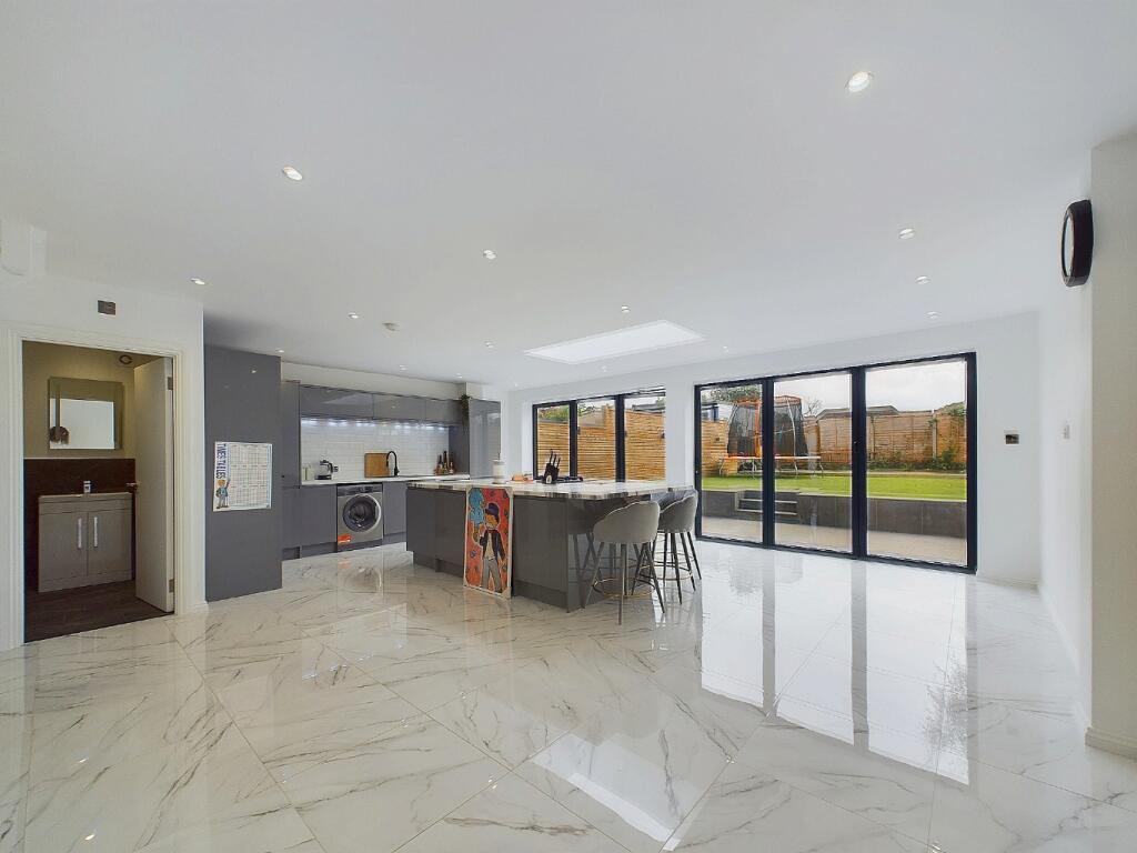 Additional image 9 of Coombfield Drive, Dartford, Kent, DA2