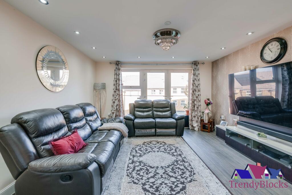 Additional image 13 of Burroughs Drive, Dartford, Kent, DA1