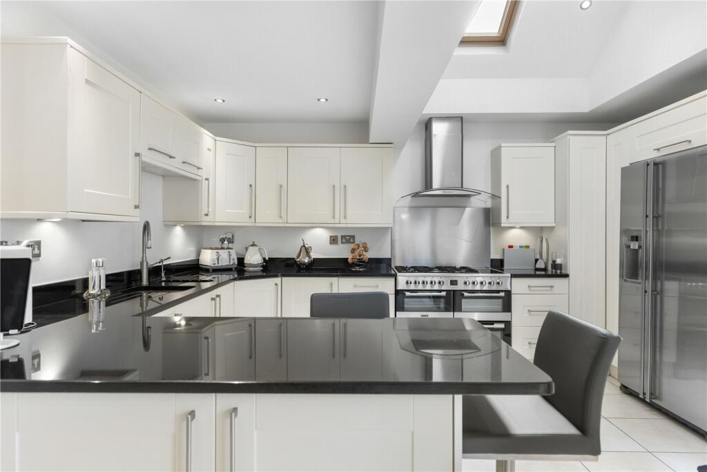 Additional image 9 of Huddesford Drive, Balsall Common, Coventry, West Midlands, CV7