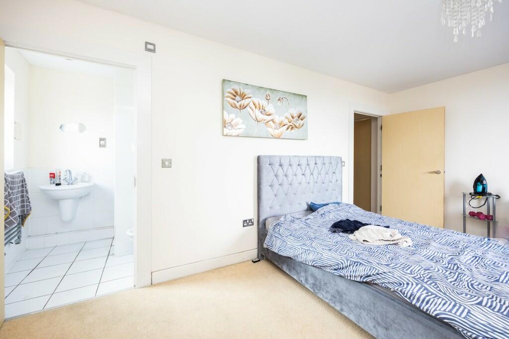 Additional image 11 of Parrock Street, Gravesend, DA12