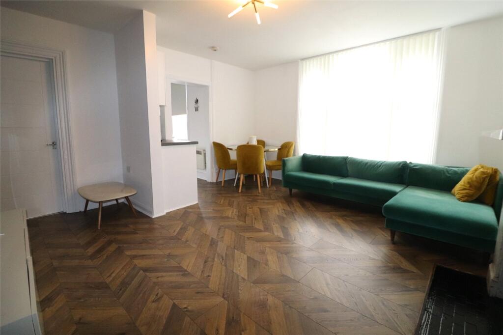 Additional image 4 of Park Crescent, Erith, DA8