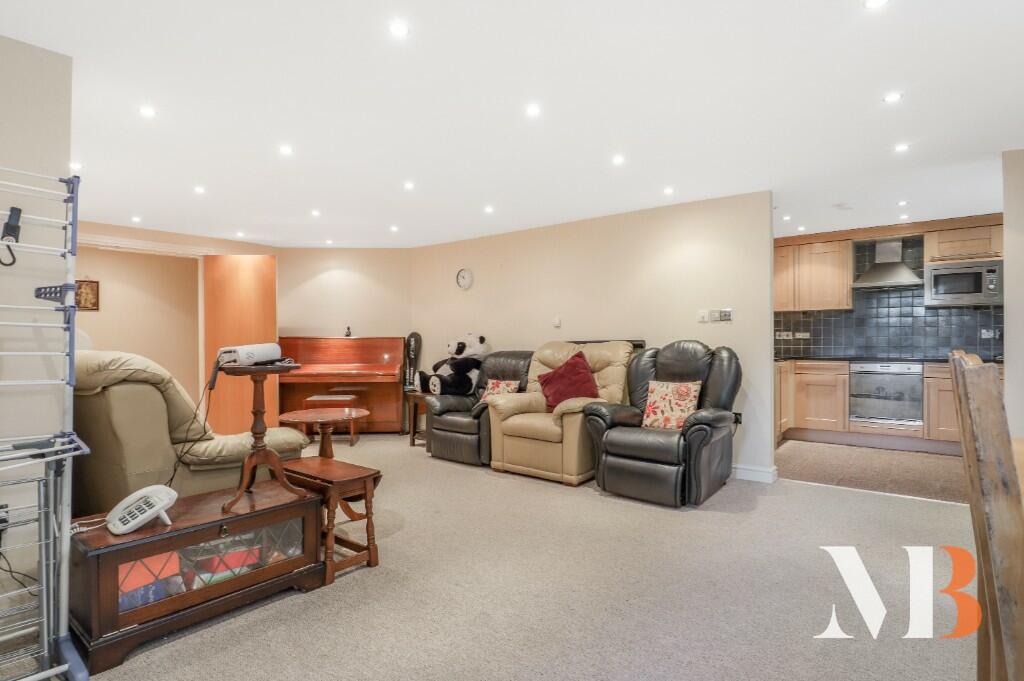 Additional image 2 of Earlsdon Avenue South, Earlsdon, Coventry, West Midlands, CV5