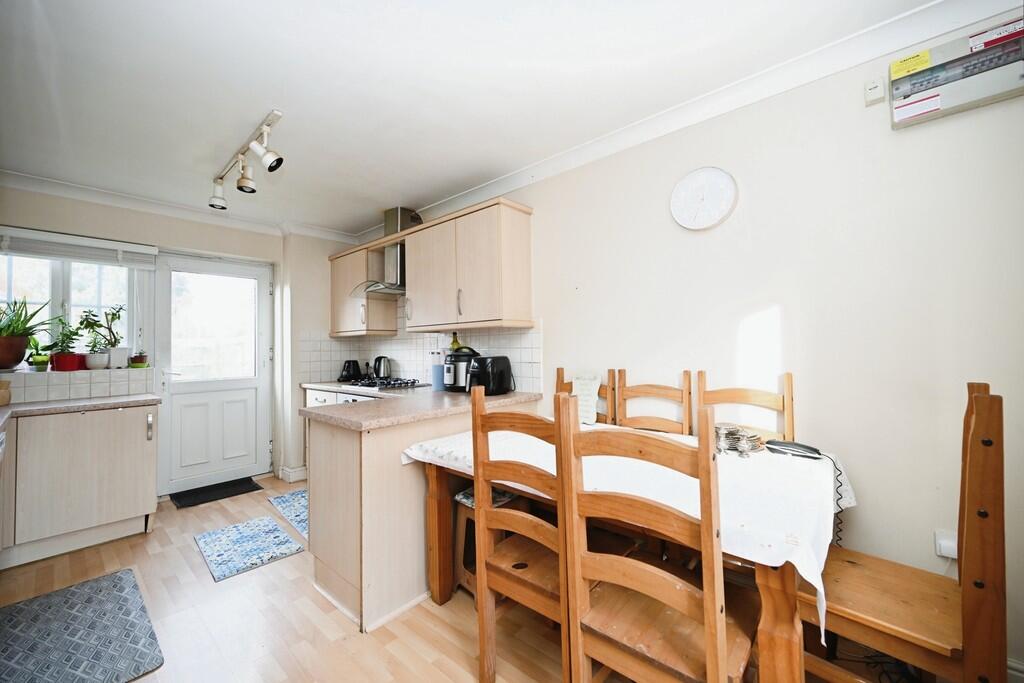 Additional image 8 of Crowsfurlong, Rugby, Warwickshire