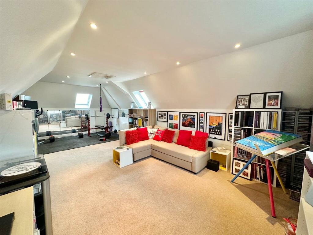 Additional image 39 of Freshwater Drive, Weston, Cheshire