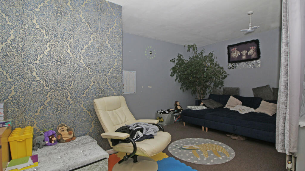 Additional image 3 of Princesses Parade, Waterside, Dartford, DA1