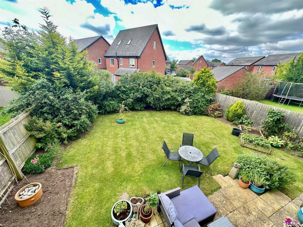 Additional image 25 of Oaks Close, Aston, Cheshire