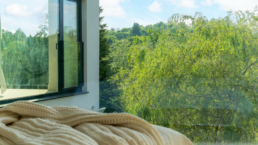 Additional image 16 of Riverside Off Tiddington Road, Stratford Upon Avon, Warwickshire. CV37 7BD