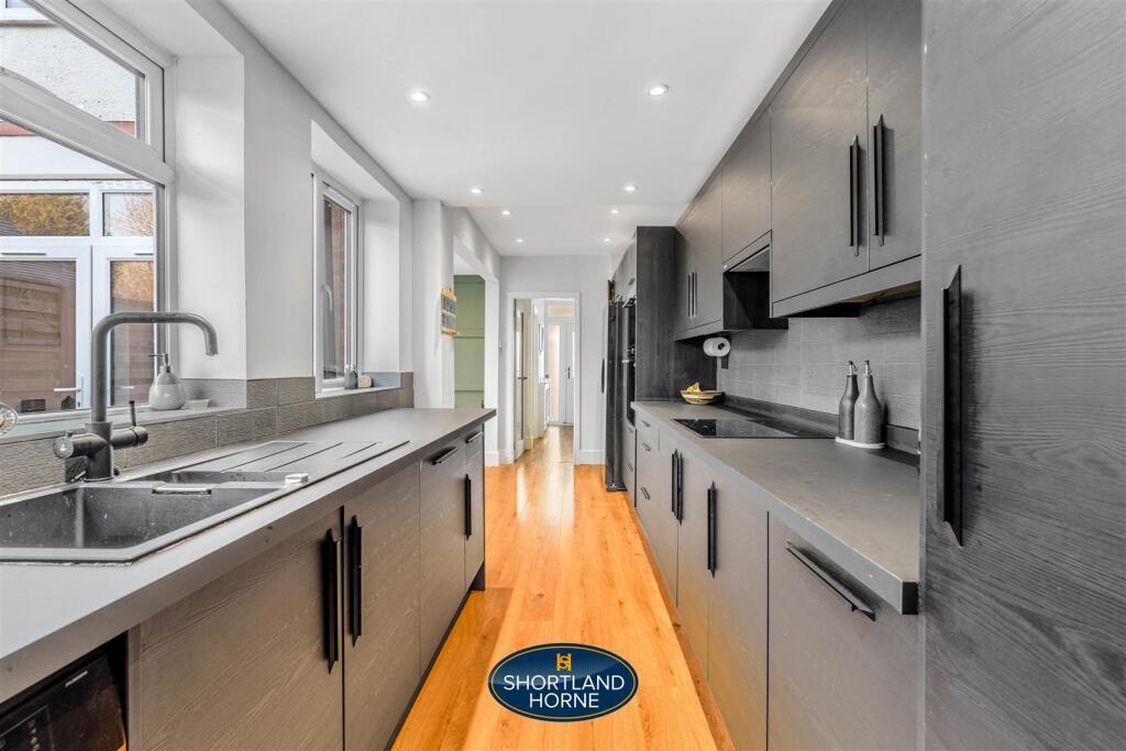 Additional image 9 of Gregory Avenue, Styvechale, Coventry