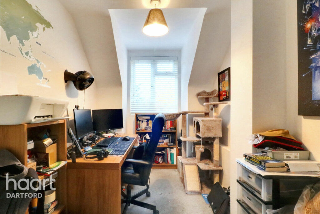 Additional image 9 of Lingfield Avenue, Dartford