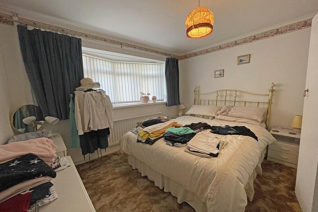 Additional image 7 of Holmes Road, Whitnash, Leamington Spa