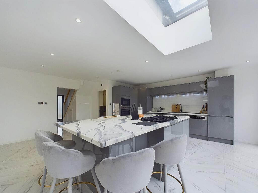 Additional image 2 of Coombfield Drive, Dartford, Kent, DA2