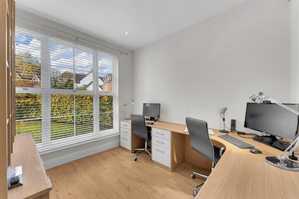 Additional image 16 of Spacious, Modern & Private Hartford Home