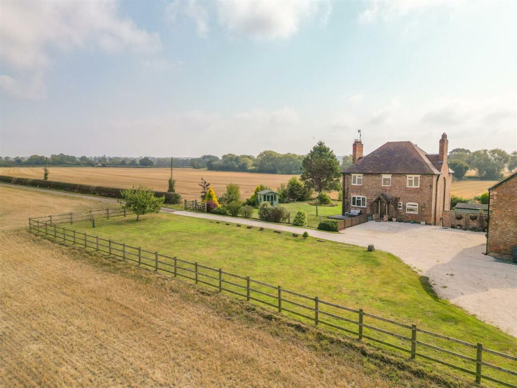 Additional image 21 of Bosworth Road, Congerstone, Nuneaton
