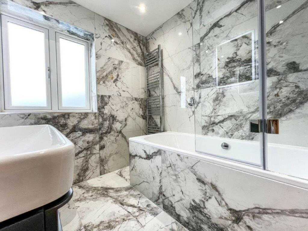 Additional image 13 of Kenilworth, Incredible Living Space, Luxury Interior