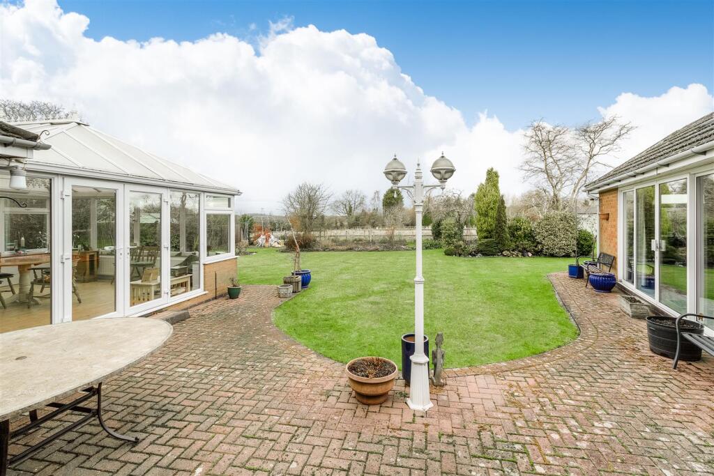 Additional image 26 of Main Street, Carlton, CV13