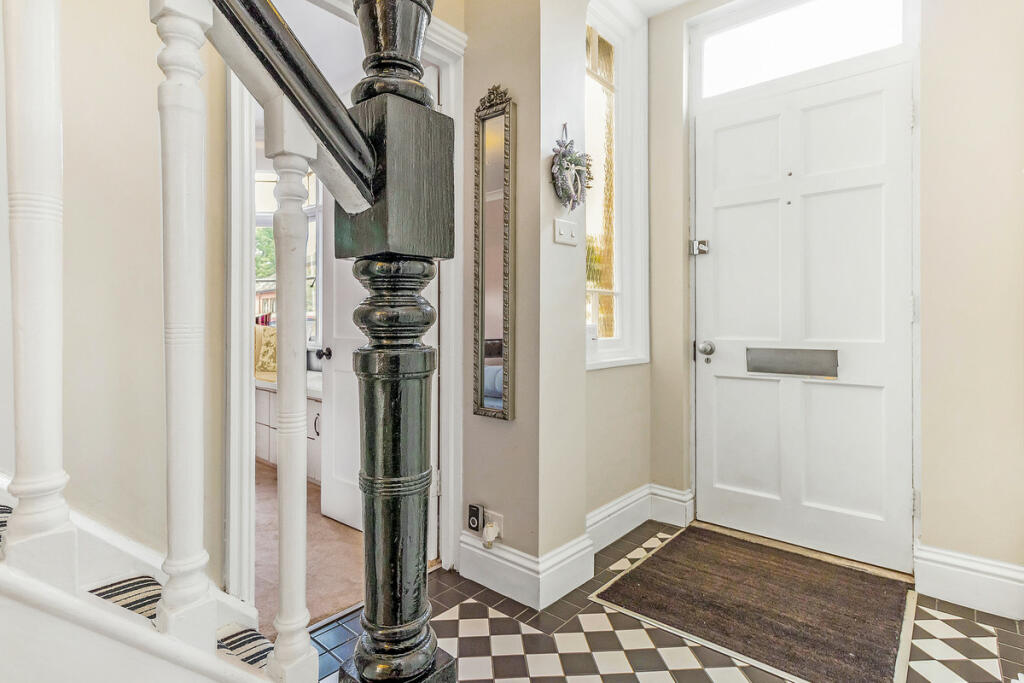 Additional image 3 of Station Road Kenilworth, Warwickshire, CV8 1JD