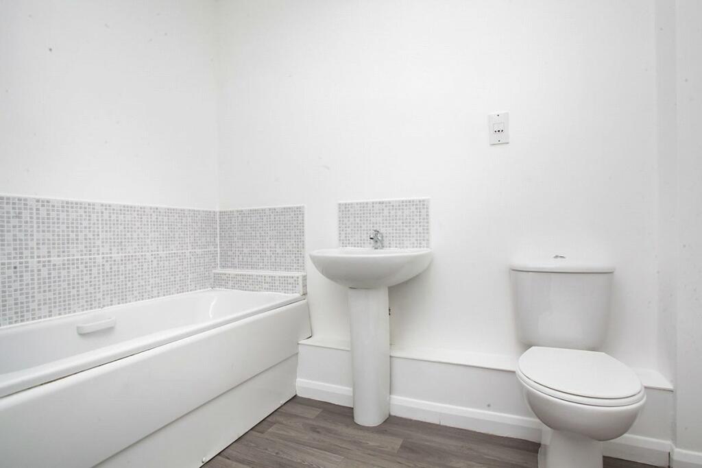 Additional image 7 of Nuneaton Road, Bedworth, Warwickshire, CV12