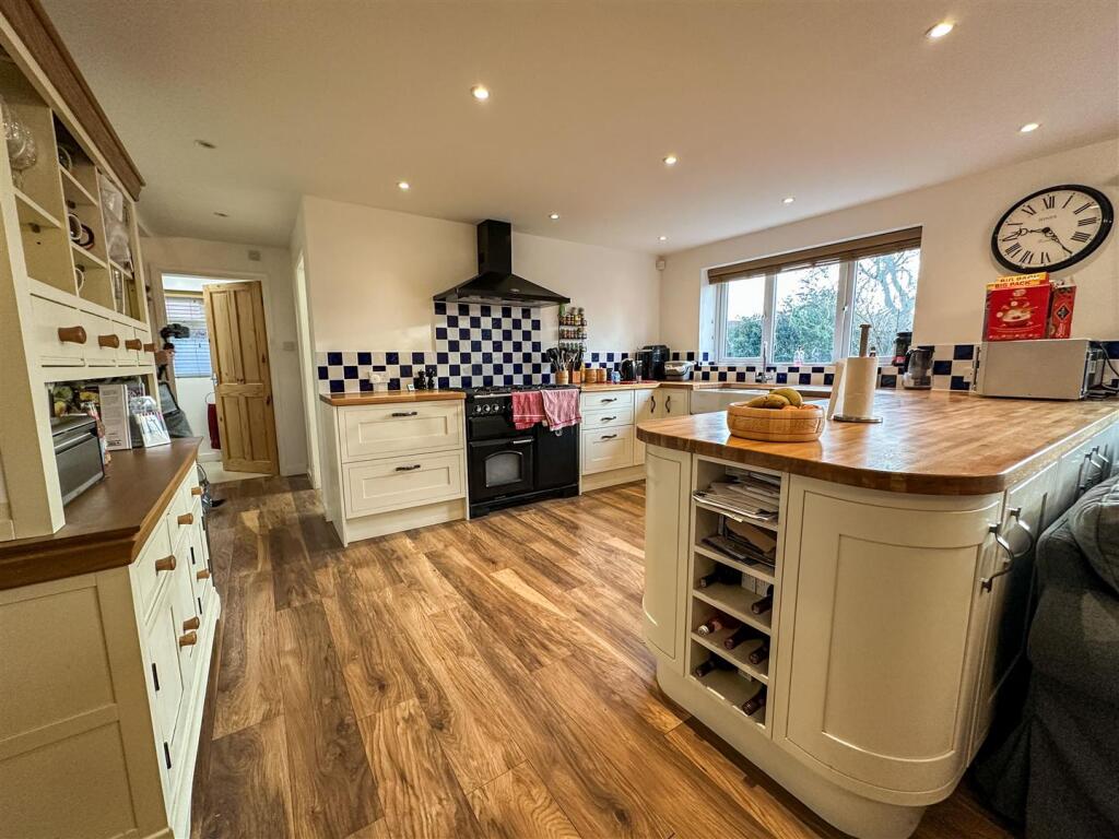 Additional image 29 of Manor Road, Harbury, Leamington Spa