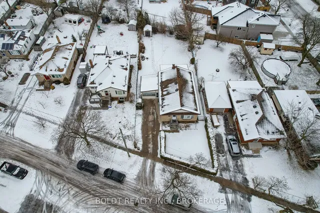 Additional image 32 of 6 Aiken St