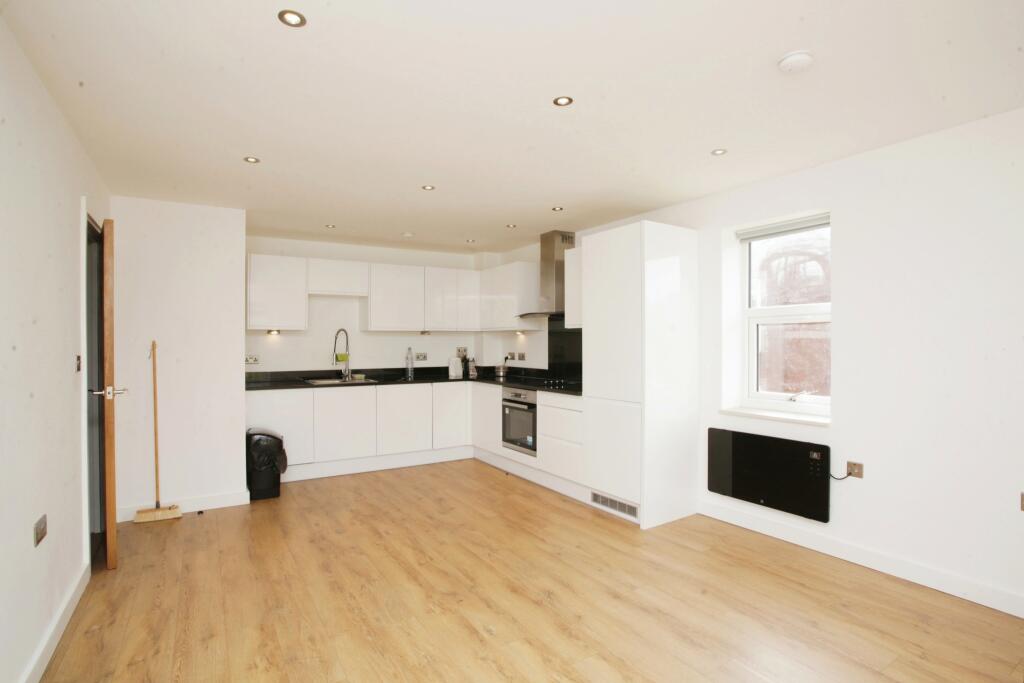 Additional image 2 of Woodside Park, Rugby, Warwickshire, CV21