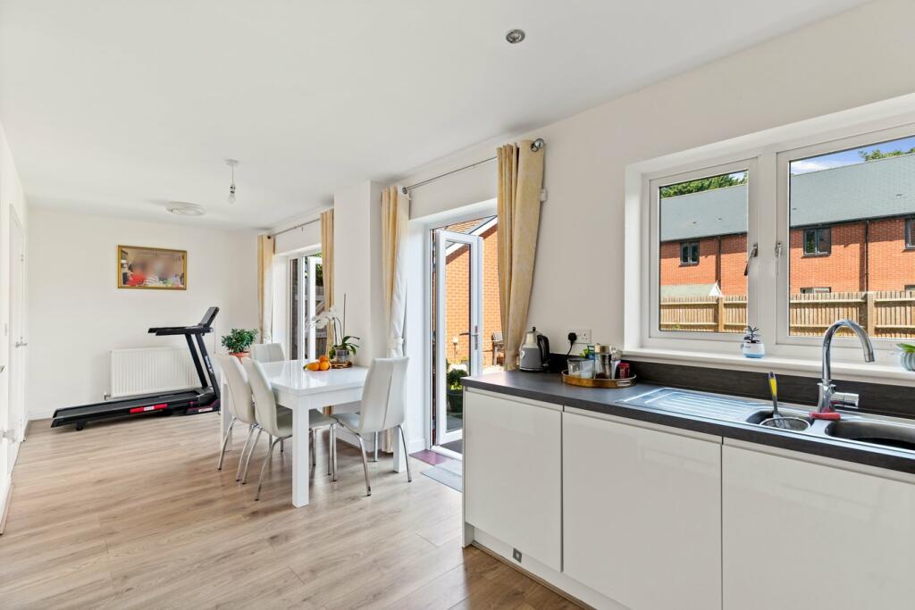 Additional image 8 of Major Close, Folkestone, CT20