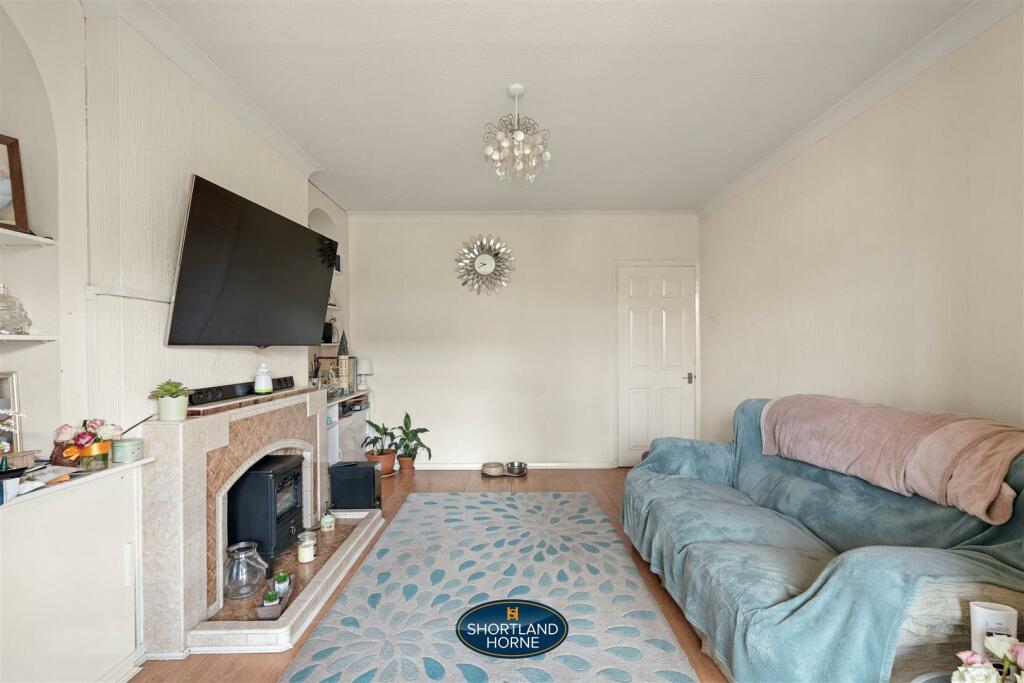 Additional image 14 of Knoll Drive, Styvechale, Coventry