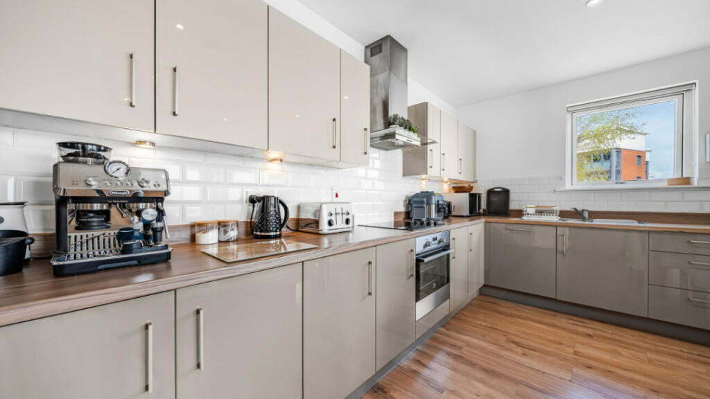 Additional image 6 of Gala Court, Erith High Street, Erith, DA8 1FE