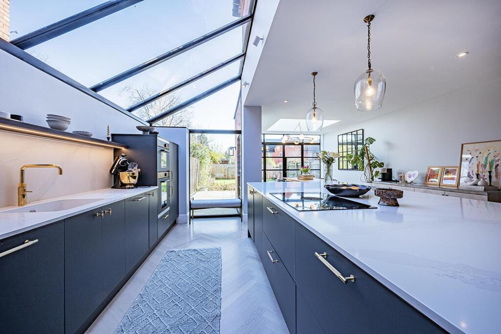 Additional image 4 of Percy Street, Stratford-Upon-Avon