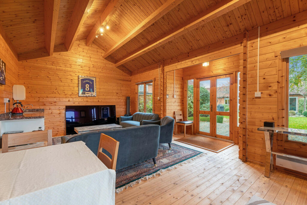 Additional image 40 of Leicester Lane, Leamington Spa, Warwickshire CV32 6QY