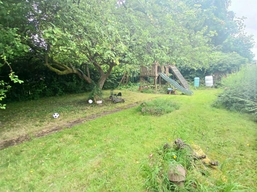 Additional image 23 of Coventry Road, Bulkington