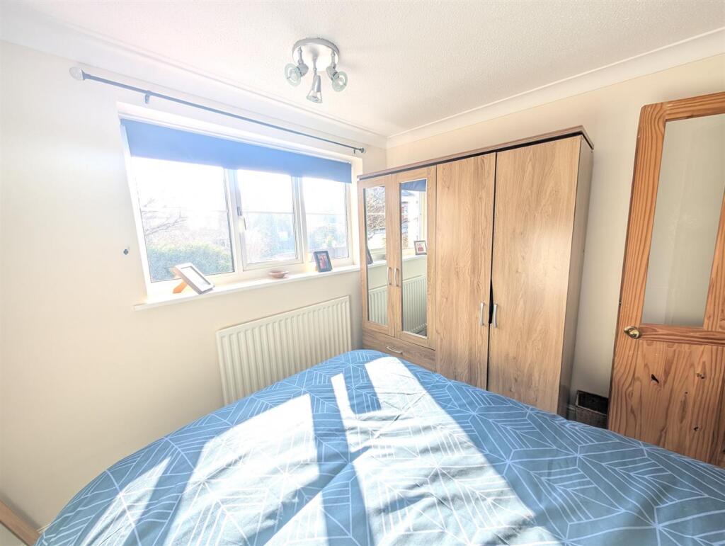 Additional image 11 of Minions Close, Atherstone