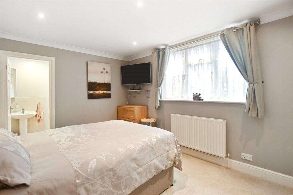 Additional image 9 of Baldwyns Park, Bexley, Kent, DA5