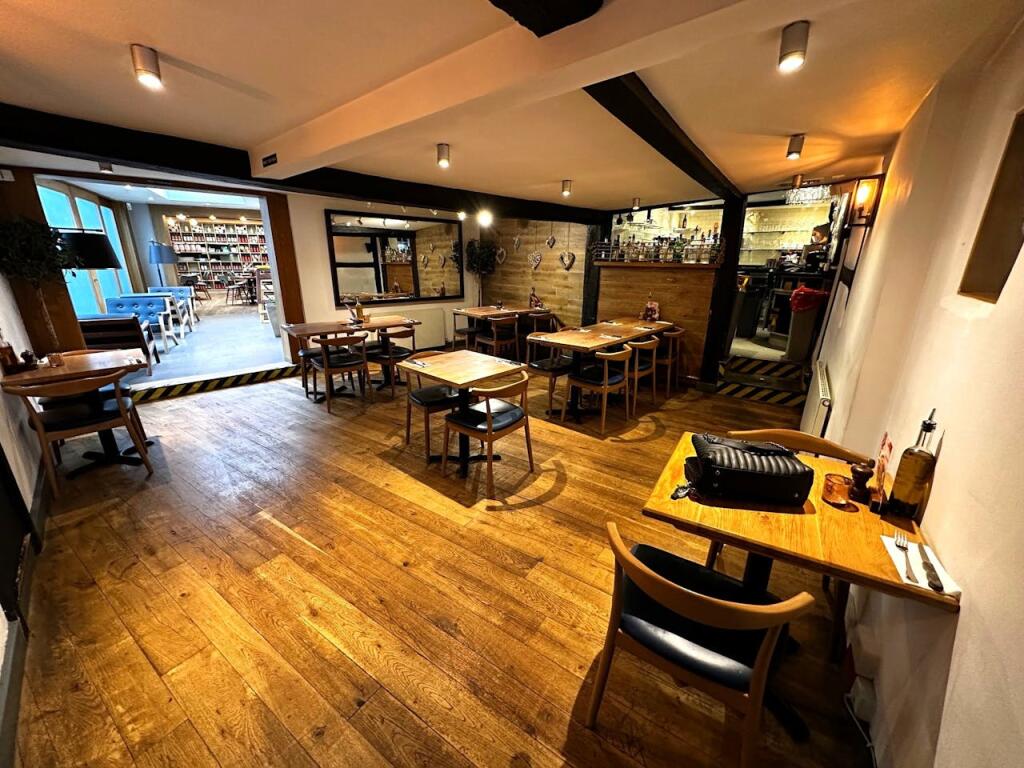 Additional image 9 of 10-11 Sheep Street, Stratford-upon-Avon, CV37 6EF