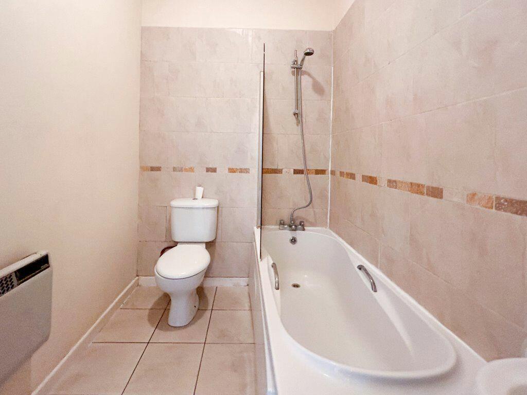 Additional image 5 of 3 Bedroom Flat, Duffield Road - Students