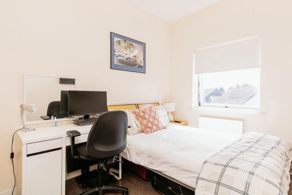 Additional image 13 of Southfields Green, GRAVESEND, Kent, DA11