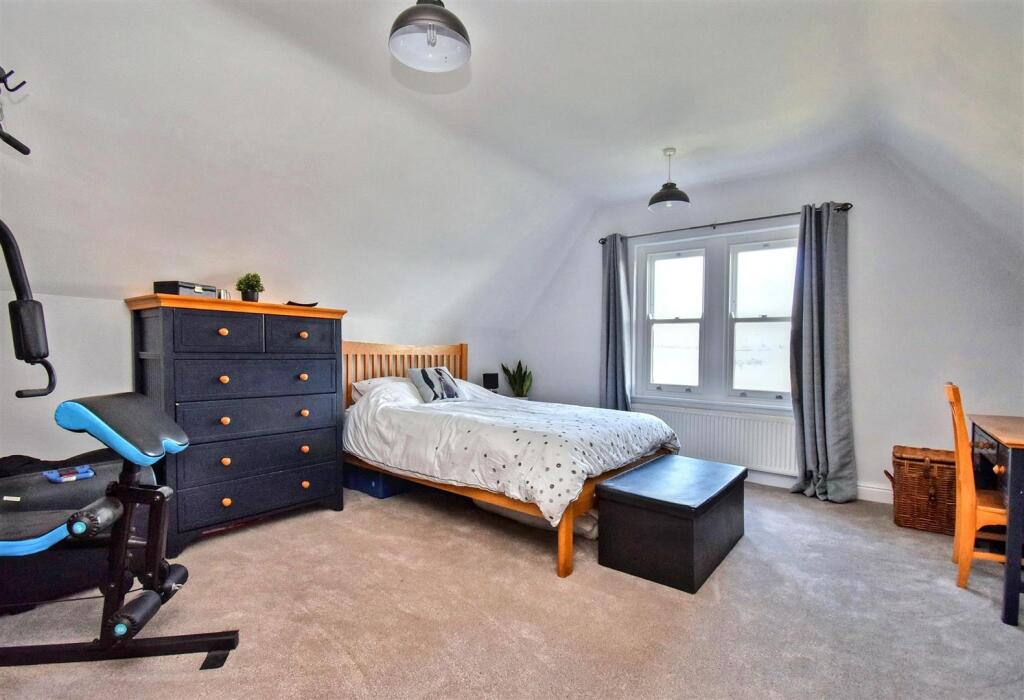 Additional image 20 of Castle Hill, Duffield, Belper, Derbyshire