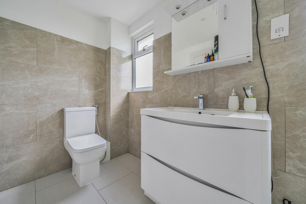 Additional image 6 of Holmesdale Hill, South Darenth, Dartford