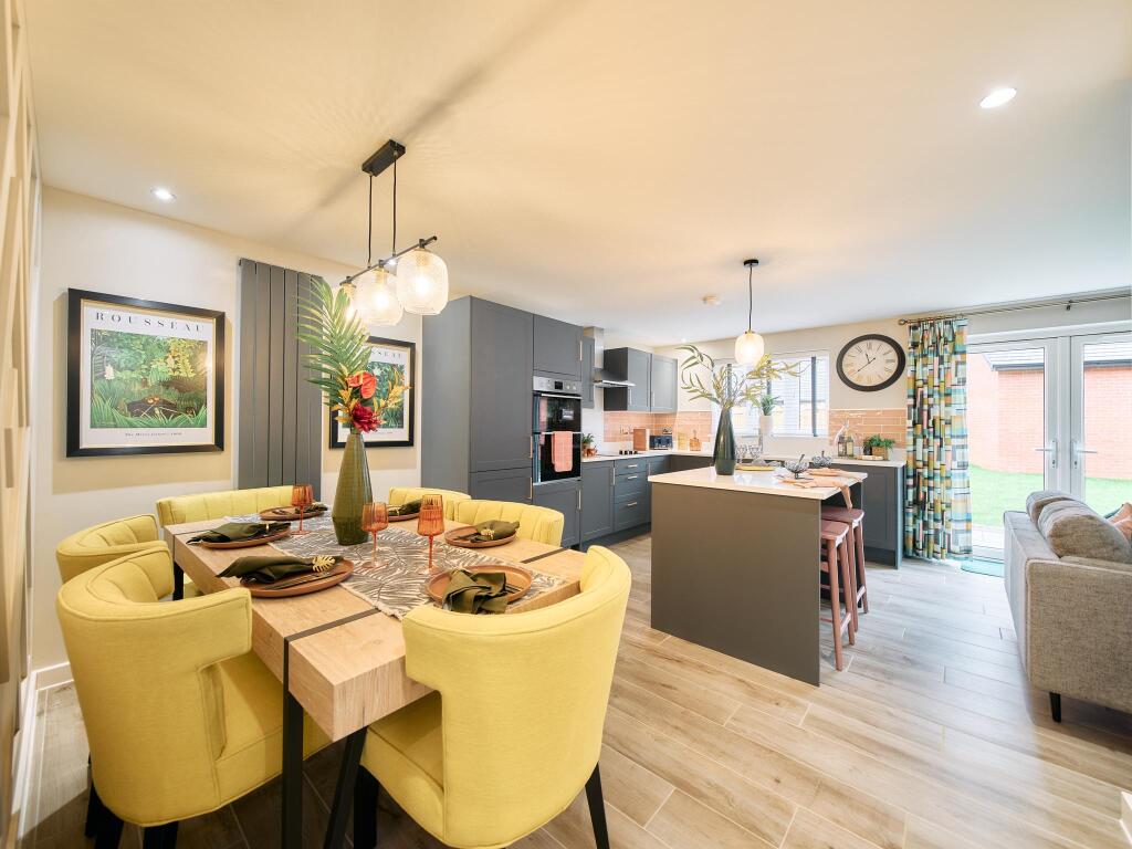 Additional image 3 of Sonnet Park, 
Banbury Road, 
Stratford-upon-Avon, 
Warwickshire, 
CV37 7GY