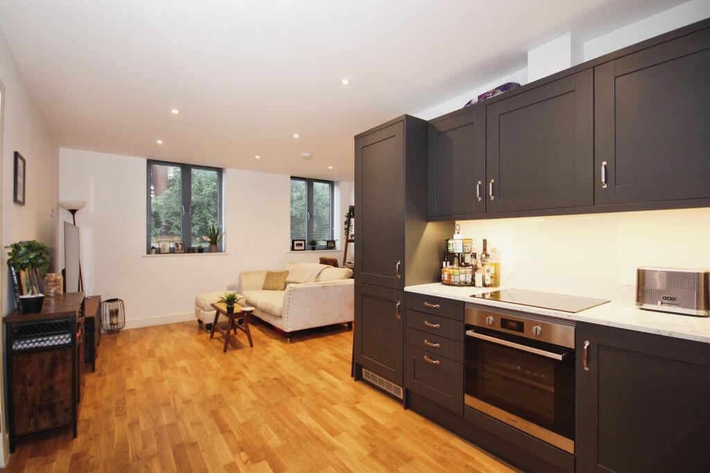 Additional image 5 of Wharf Street, WARWICK