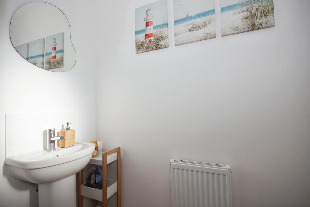 Additional image 5 of Foster Drive, Radford Semele, Leamington Spa