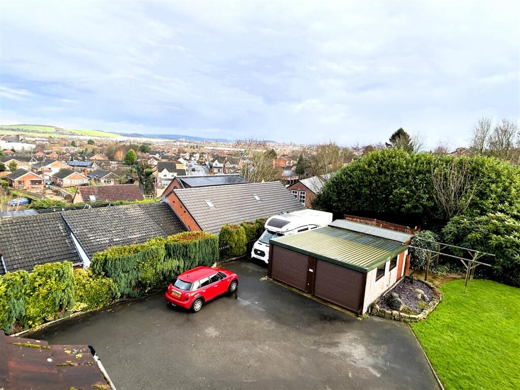 Additional image 31 of Laceyfields Road, Heanor