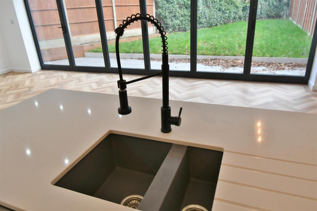 Additional image 18 of St. Nicholas Road, Radford Semele, Leamington Spa