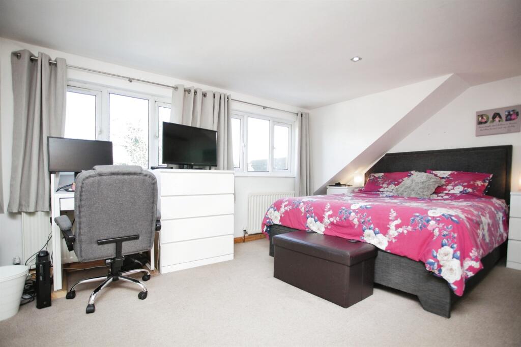 Additional image 10 of South Road, Clifton Upon Dunsmore, Rugby