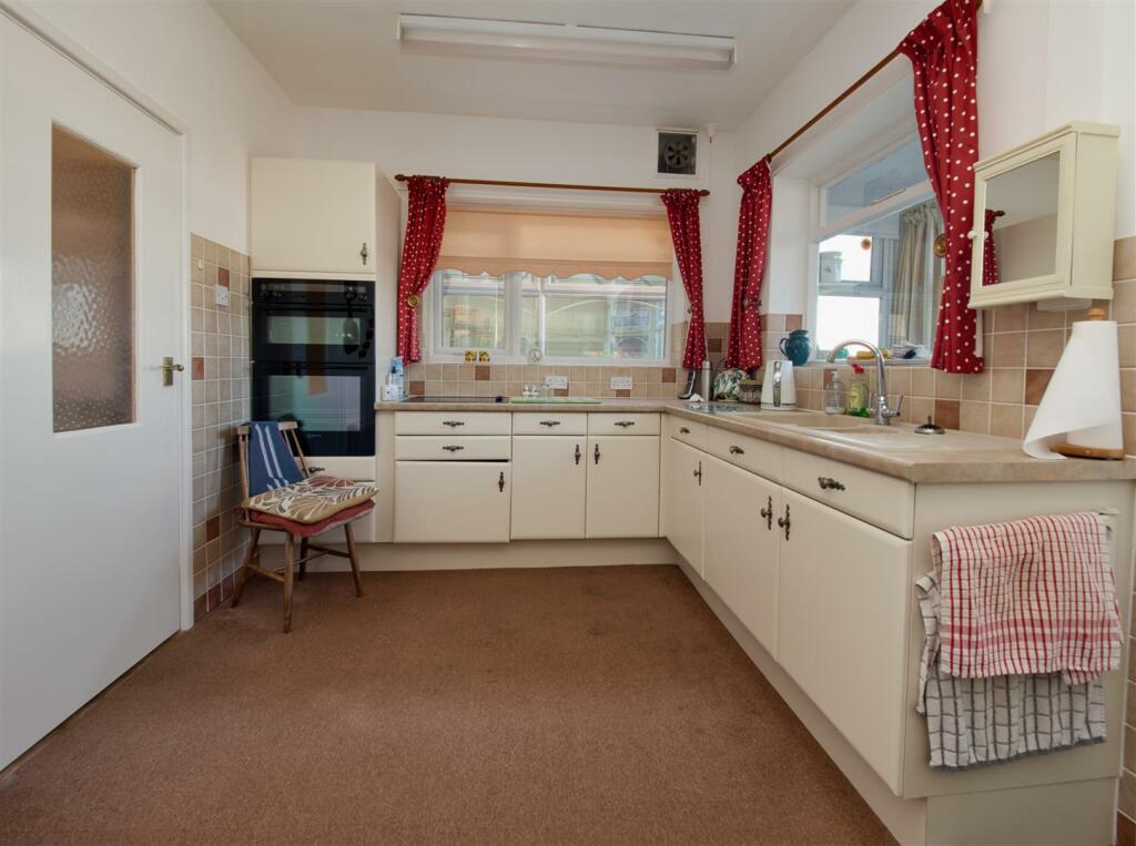 Additional image 2 of Antlers, Dalbury Lees