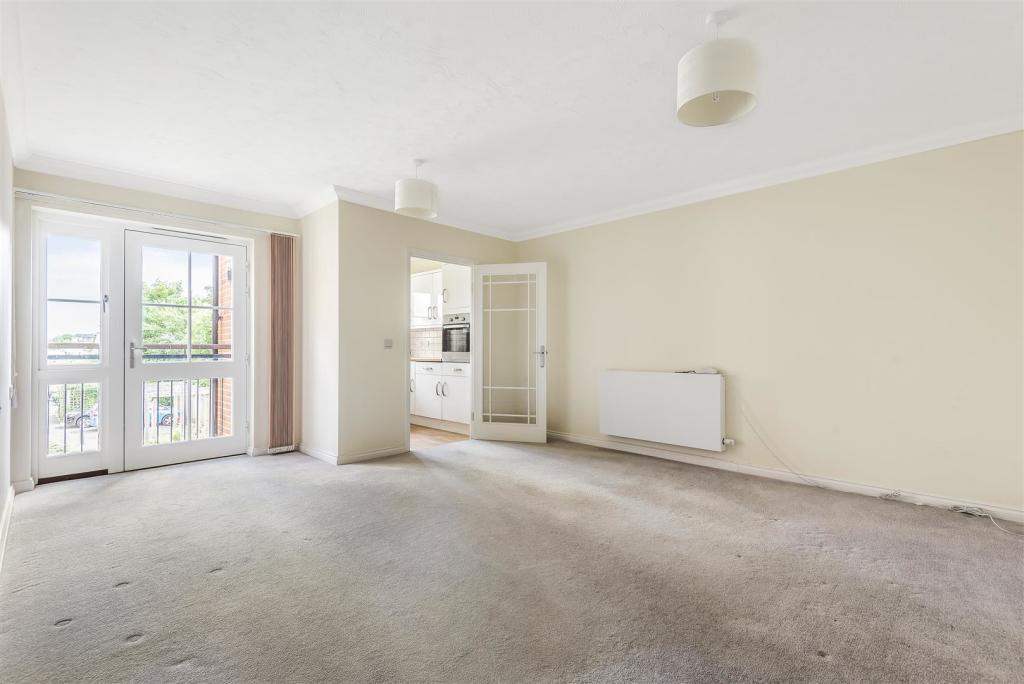 Additional image 2 of Abbots Lodge, Canterbury