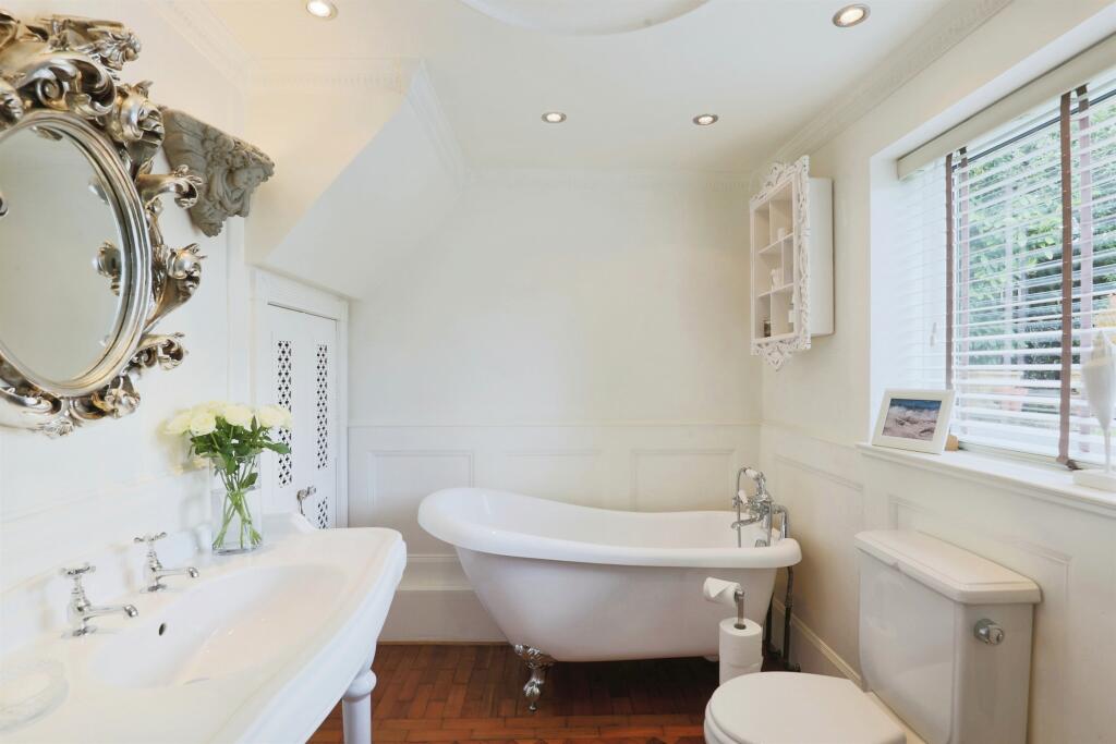 Additional image 10 of Church Street, Wellesbourne, Warwick